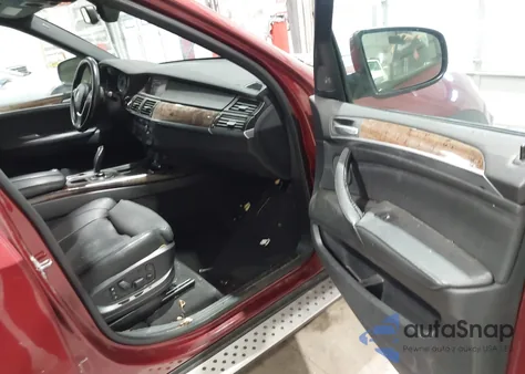 2011 BMW X5 xDrive50I из США, поврежденный, VIN 5UXZV8C55BL421744